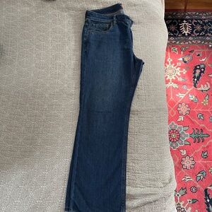 Tommy Bahama men’s jeans. Waist 34. Length 30.